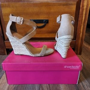 Shoedazzle wedges Size 7